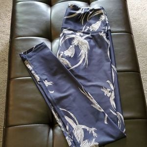 Yoga/Active Leggings Medium